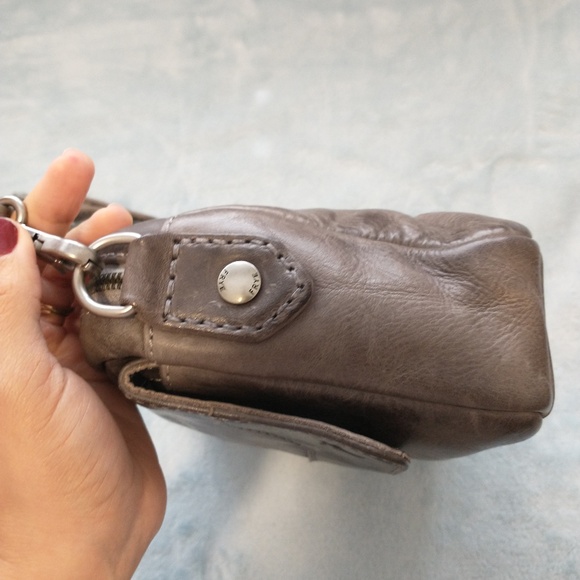 Frye Melissa Camera Crossbody bag. Ice (Gray). - Picture 6 of 12